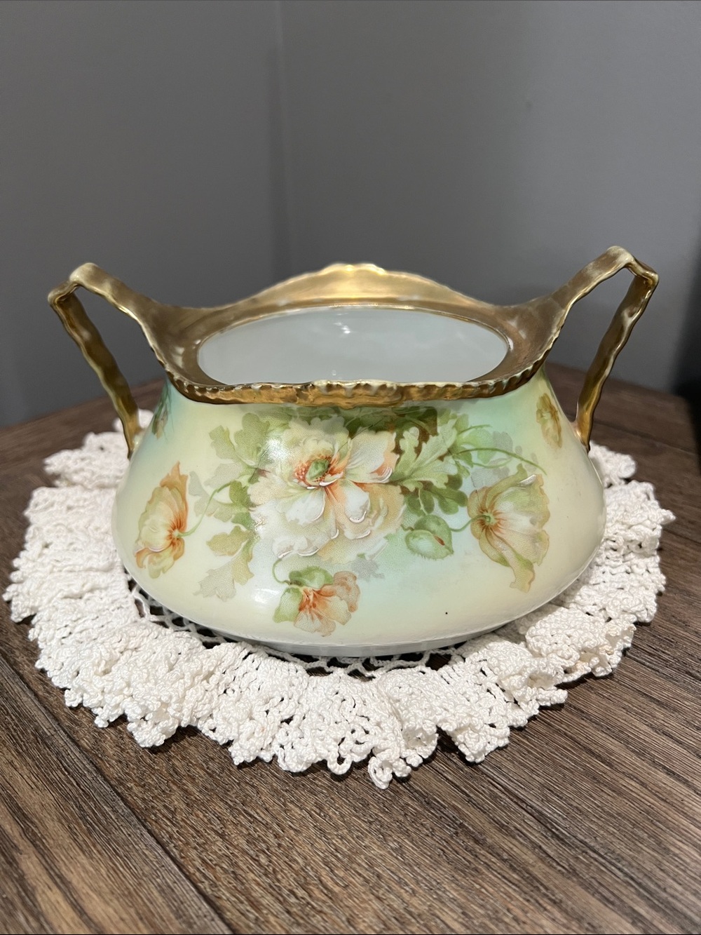 Vintage Beyer & Bock Rudolstadt Prussia Gold Rim Serving Bowl